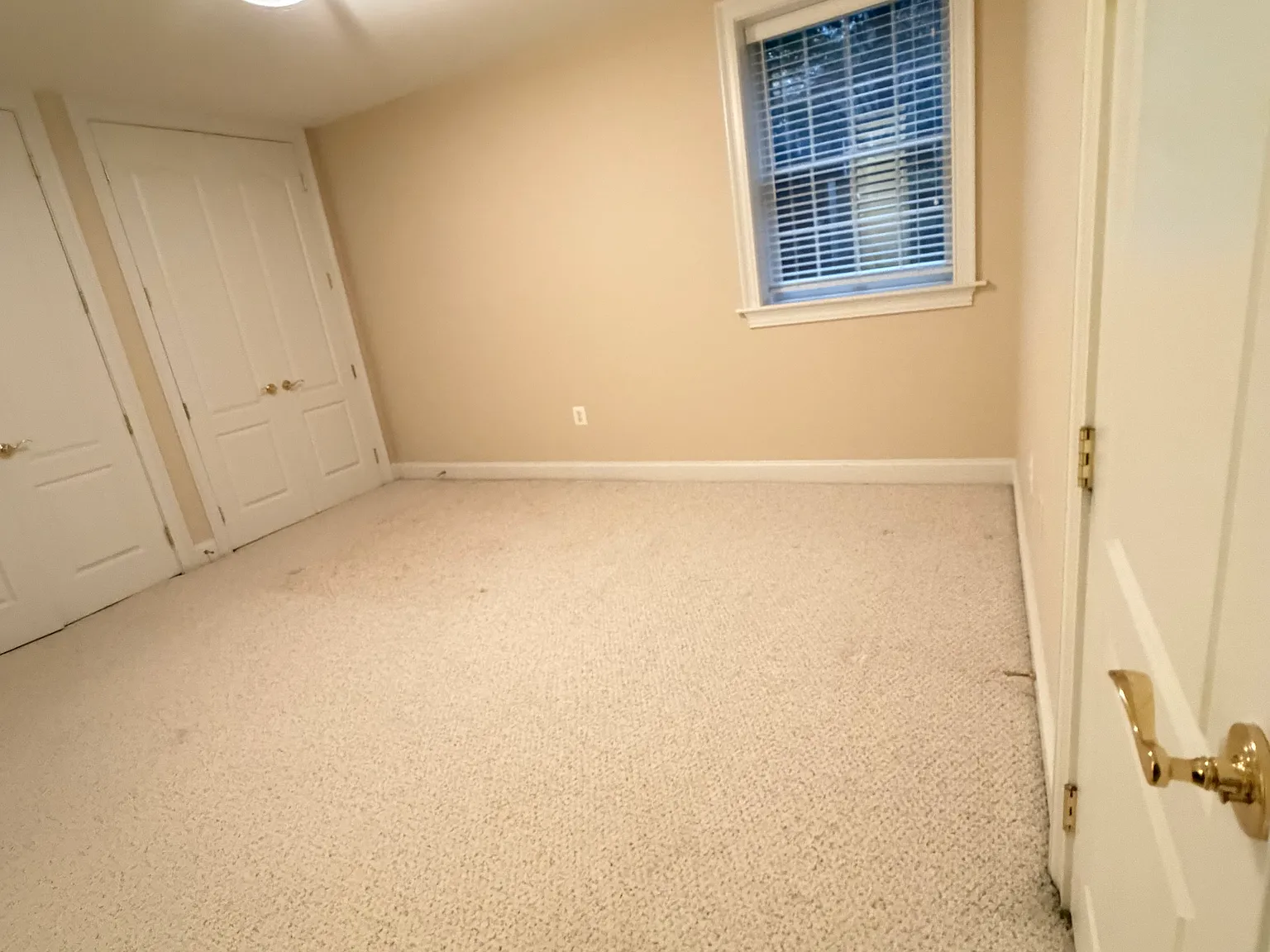 11379 Seneca Knoll Dr — Photo 4