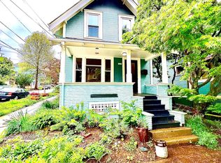1838 SE Oak St, Portland, OR 97214