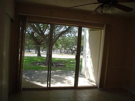 2nd image of 1185 PARKVIEW #22 D