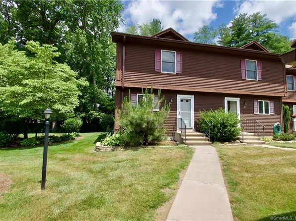 81 Candlewood Drive #81, Enfield, CT 06082