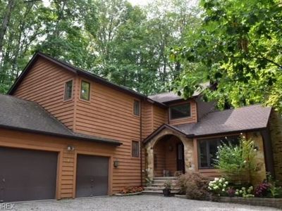 35850 Jennie Ln, Willoughby, OH, 44094