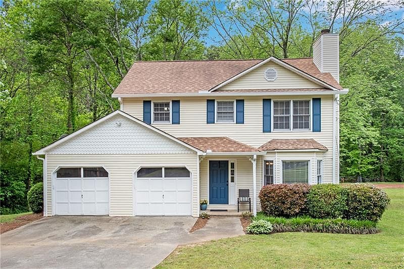 1st image of 2537 Hedgerow Dr NE