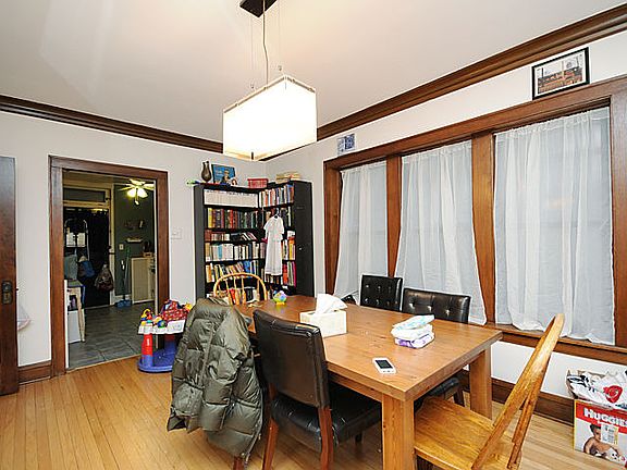 5th image of 4245 N Mozart St