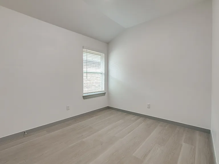 328 NW 122nd St #1 — Photo 16