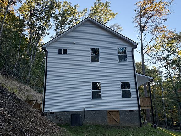 5th image of 337 Garren Creek Rd