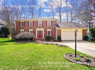 10176 Red Spruce Rd, Fairfax, VA 22032