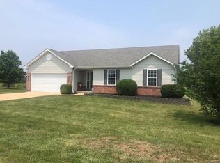 311 Hayfield Dr, Robertsville, MO 63072