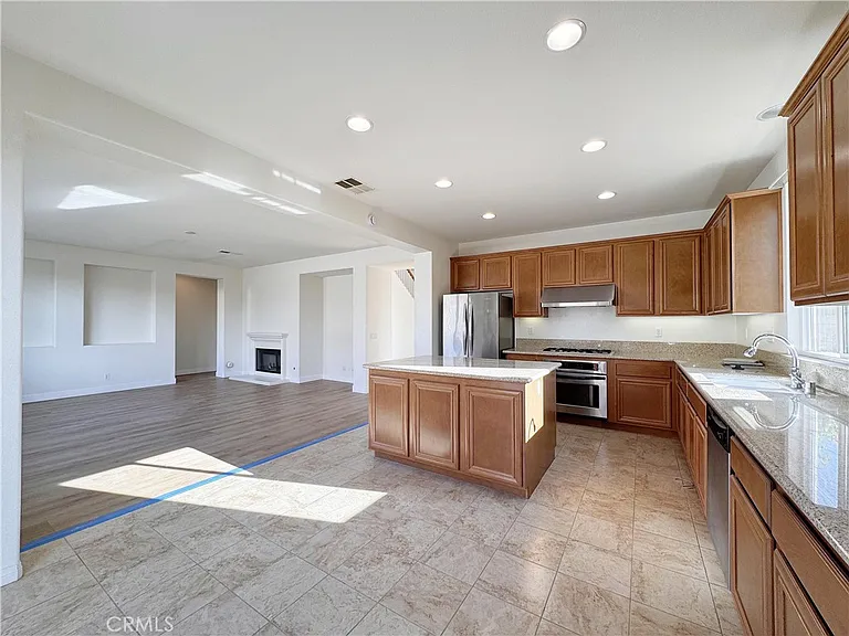 13284 Campolina Dr — Photo 8