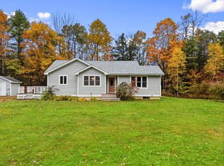 70 Glenview Rd, Freeport, ME 04032