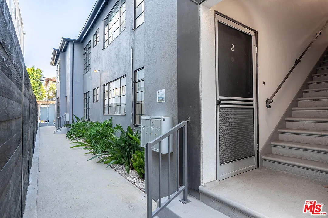 1 bed, 1.0 bath, 650 sqft, $2,995 — Photo 4