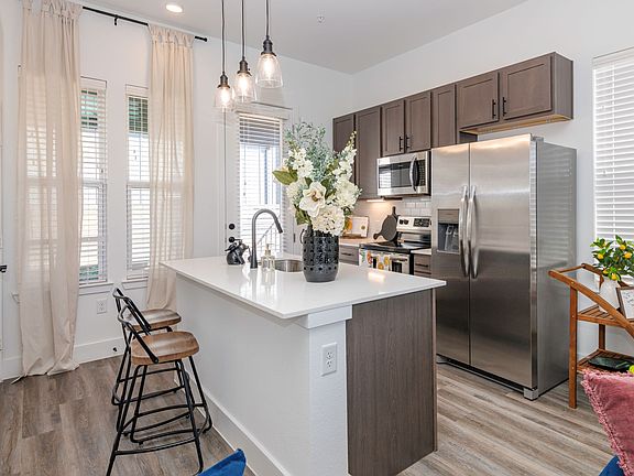 Kitchen w/ Stainless Appliances