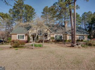 3521 Eagle Landing Dr, Snellville, GA 30039