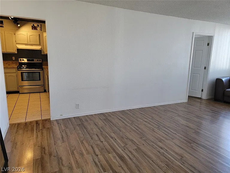 3930 University Center Dr #305 — Photo 15