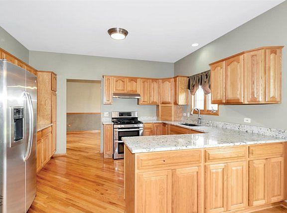 5th image of 7960 W Southbranch Dr