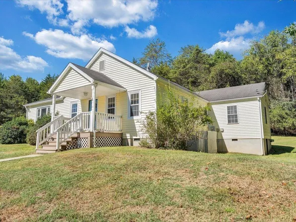 1096 Collierstown Rd, Lexington, VA 24450