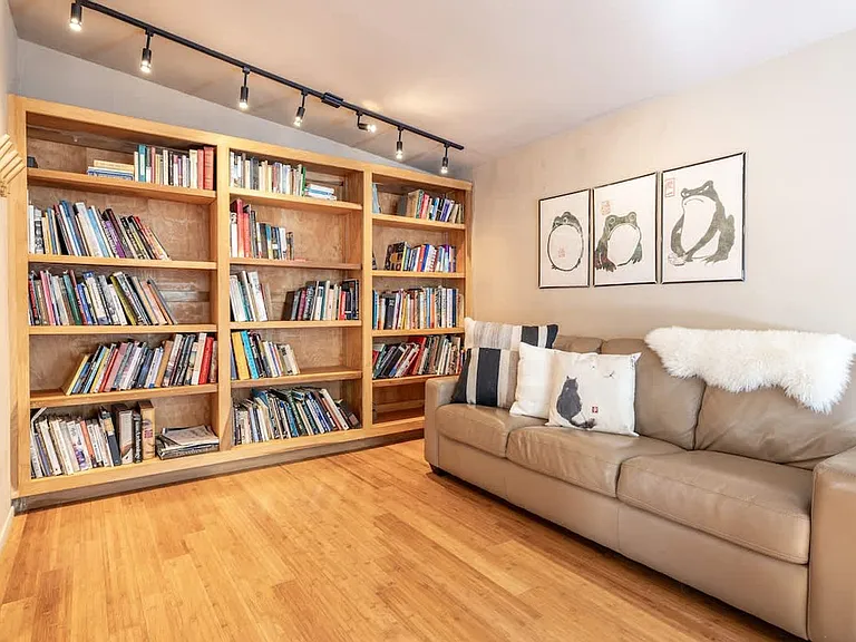 Reading Area