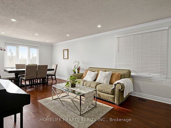 4th image of 30 Shepton Way