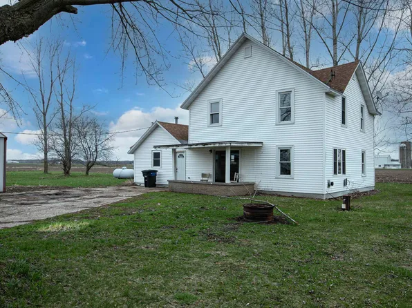 W9356 State Road 76, New London, WI 54961