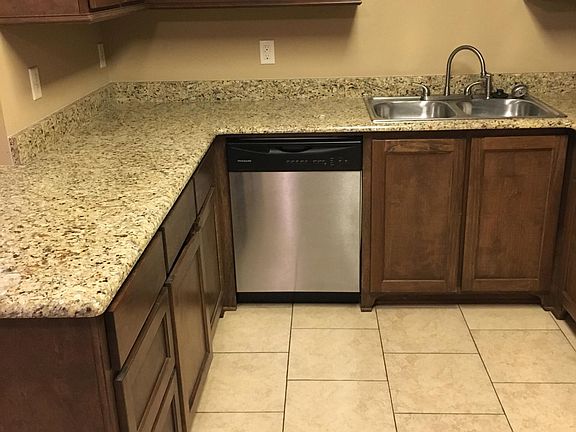 4th image of 1419 S Kennedy Ave #2
