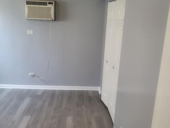 4th image of 14449 Van Buren St #2A
