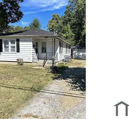 2421 Mercer Ave