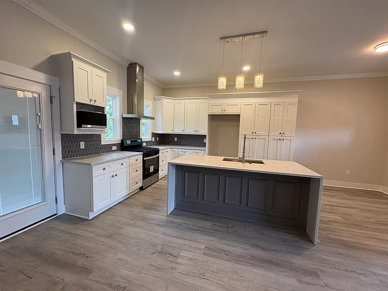 3412 Guess Rd — Photo 7