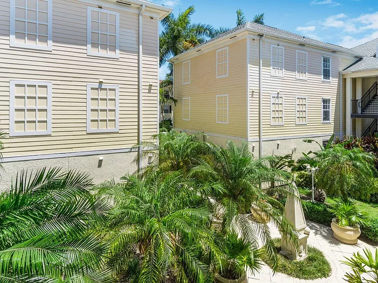 276 Murcia Dr #213 — Photo 24