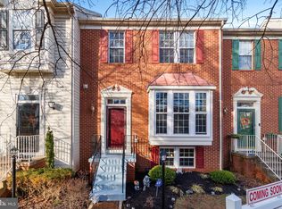 20327 Briarcliff Ter, Sterling, VA 20165