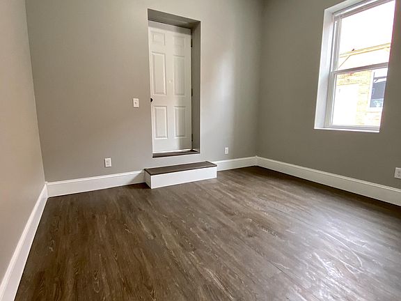 2nd image of 201 West Ave APT 1