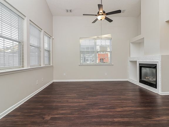 5th image of 124 Swanee Ln