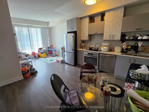 18 Uptown Dr, Markham, ON