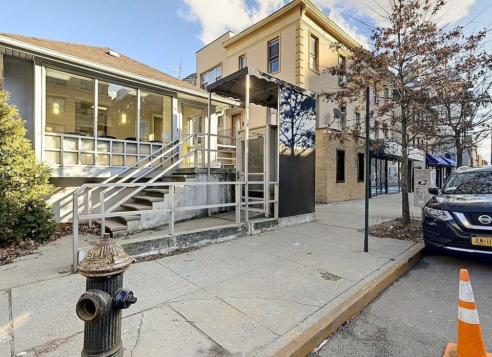 1st image of 151A W End Ave #A