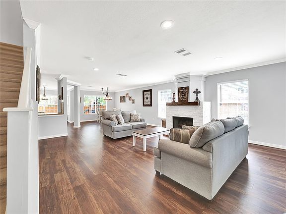 3rd image of 2121 Deer Creek Trl
