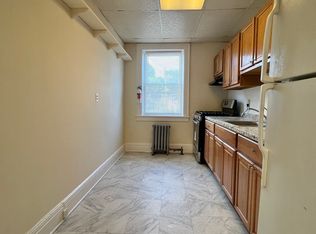 80 W Edsall Ave APT 3, Palisades Park, NJ 07650