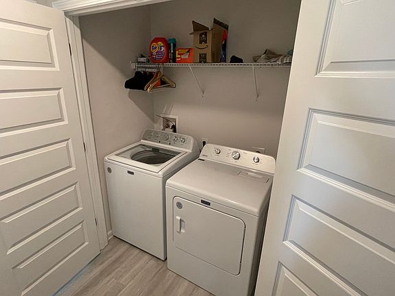 3rd image of 6348 Bellavia Ln