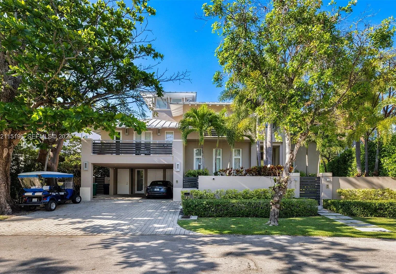 Biscayne Key Estates — Photo 1