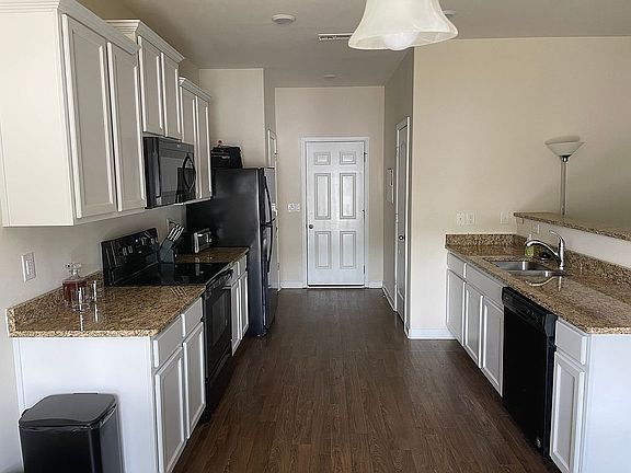2nd image of 1356 Waylon Ave