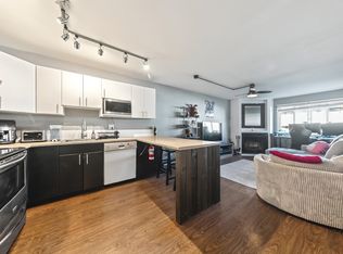 1209 Howie Ave #301, Coquitlam, BC V3J 1T9