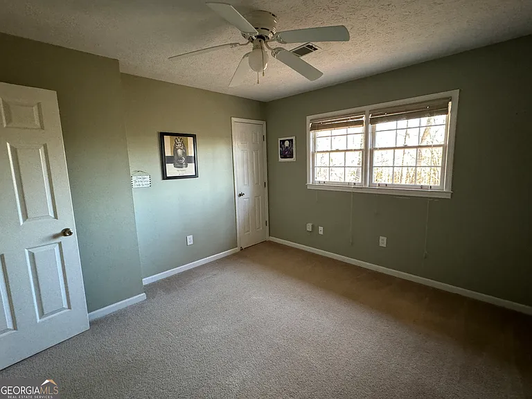 345 Caldwell Cir — Photo 28