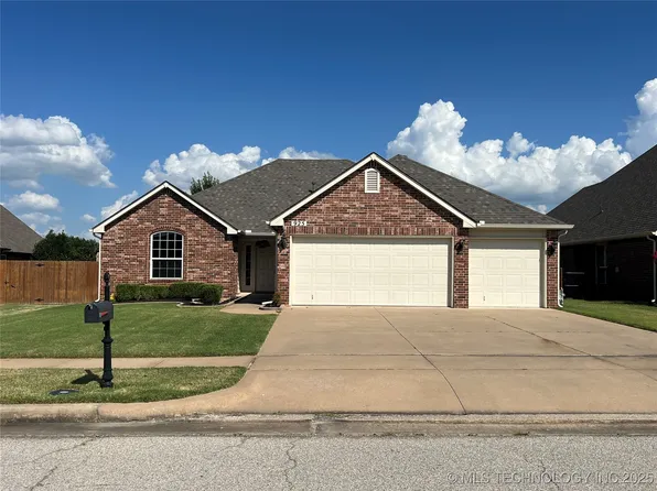 925 S 75th St, Broken Arrow, OK 74014