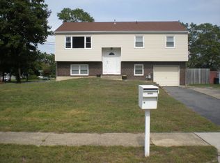 2005 Beaver Dam Ct, Point Pleasant Beach, NJ 08742