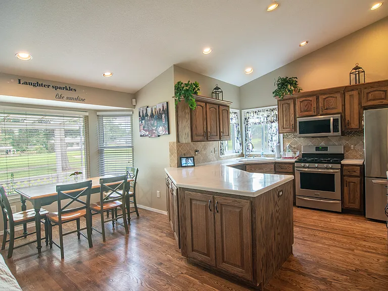 779 N Harvey Ln — Photo 13