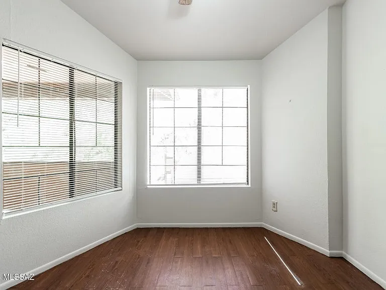 1698 W Park Wood Ln #171 — Photo 3