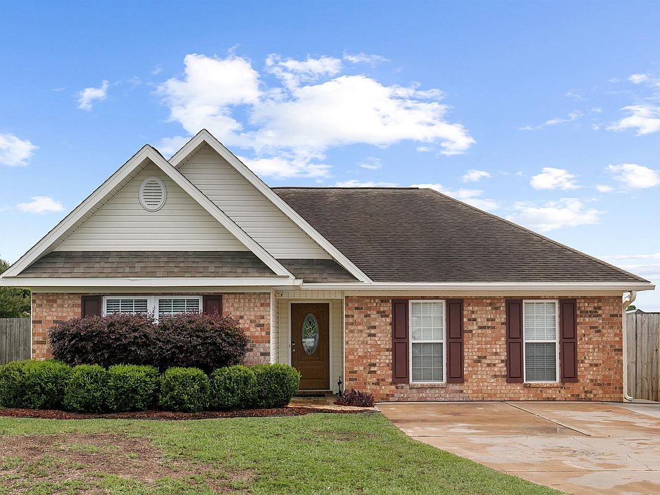 1st image of 110 Frankwood Dr