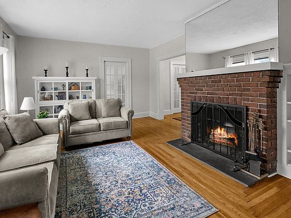 Living Room with Working Fireplace