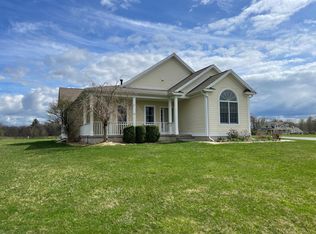 120 Dahlgren Rd, Valatie, NY 12184