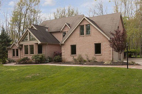 2nd image of 8089 Whalen Ln