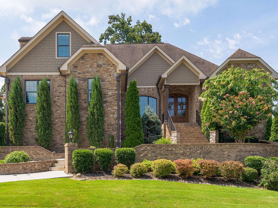 1st image of 8024 Hampton Cove Dr