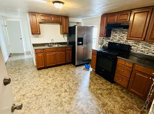 79 Walnut St #2, Newark, NJ 07102