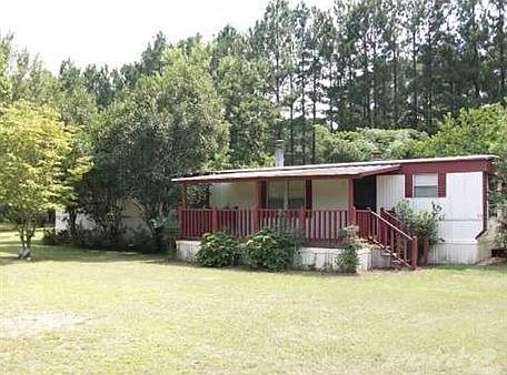 130 Meadowood Exterior Front